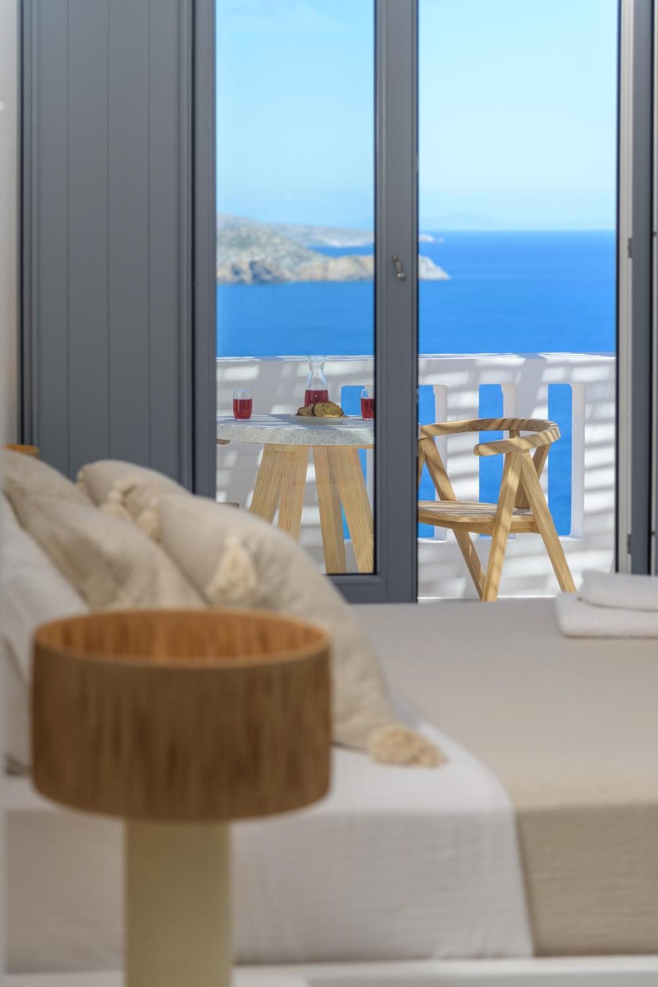 Oneiro Luxury Suites-Adults Only Astypalaia Exterior photo